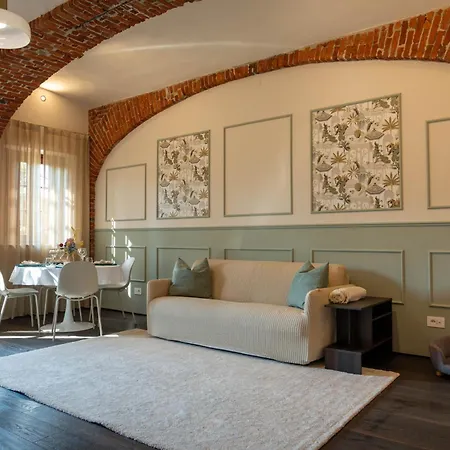 Maison Des Fleurs Apartment San Maurizio Canavese